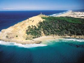 Moreton Island Lighthouse - Whitsundays Accommodation 1