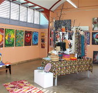 Dunghutti Ngaku Aboriginal Art Gallery - Whitsundays Accommodation