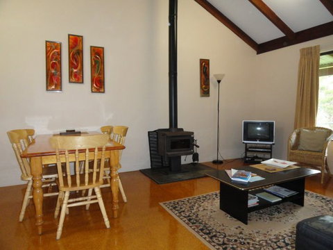 Tinglewood Cabins - Whitsundays Accommodation 0