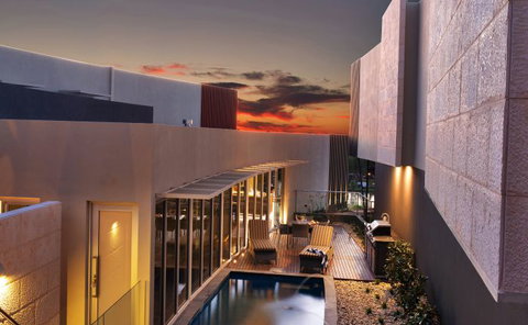 The Frames - Whitsundays Accommodation 9