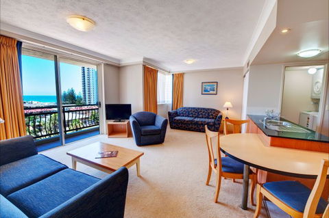 Palazzo Colonnades - Whitsundays Accommodation 2