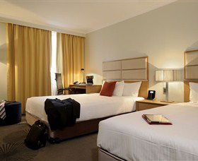 Holiday Inn Parramatta - Whitsundays Accommodation 3