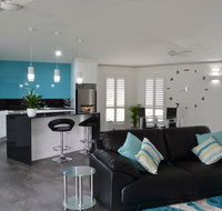 Greenwood Park Estate - Whitsundays Accommodation