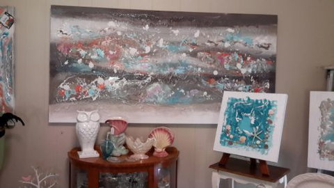 Kaz Art-Whitewash Gallery - Whitsundays Accommodation 3