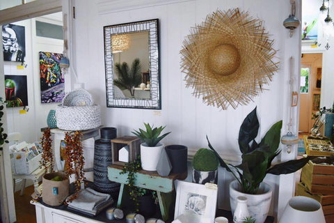 DBar Gallery - Whitsundays Accommodation 1