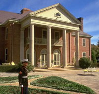 Embassy Drive - Whitsundays Accommodation