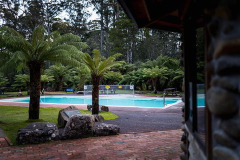 Small-group DayTour From Hobart: Hastings Caves, Huon Valley And Tahune AirWalk - Whitsundays Accommodation 12