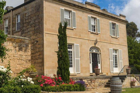 A Sommelier Guided Tour: Thursday Afternoon Wine Gin Cheese & Cocktails - Whitsundays Accommodation 4