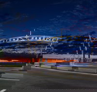 Luxury Brisbane Airport Transfers To and From Surfers Paradise for 2 Person - Whitsundays Accommodation