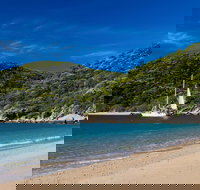 Full-Day Adventure Sailing Experience Circumnavigate Magnetic Island - Whitsundays Accommodation