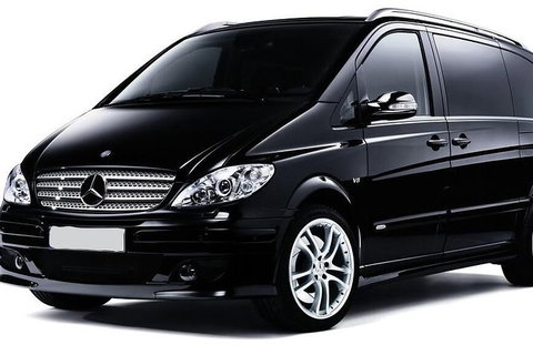 Arrival Private Transfer Sydney Airport SYD To Sydney In Luxury Van V Class - Whitsundays Accommodation 7