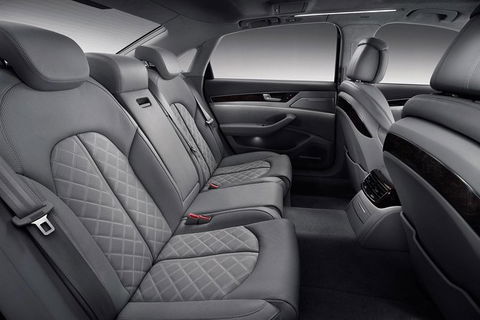 Arrival Private Transfer Sydney Airport SYD To Sydney By Business Class Car - Whitsundays Accommodation 1