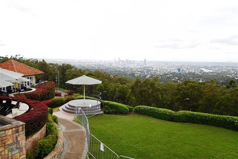 Personal, Private Chauffeur Driven Guided Tours - Whitsundays Accommodation 0