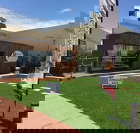 Almondco Almond Hut - Whitsundays Accommodation