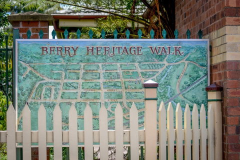 Berry Historical Walk - Whitsundays Accommodation 1