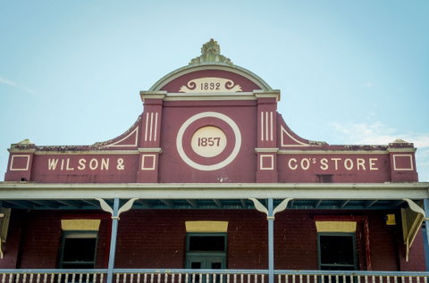 Berry Historical Walk - Whitsundays Accommodation 2