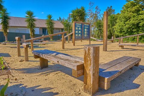 Raworth Tennis Centre - Whitsundays Accommodation 1