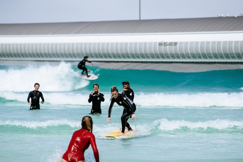 URBNSURF Melbourne - Whitsundays Accommodation 2