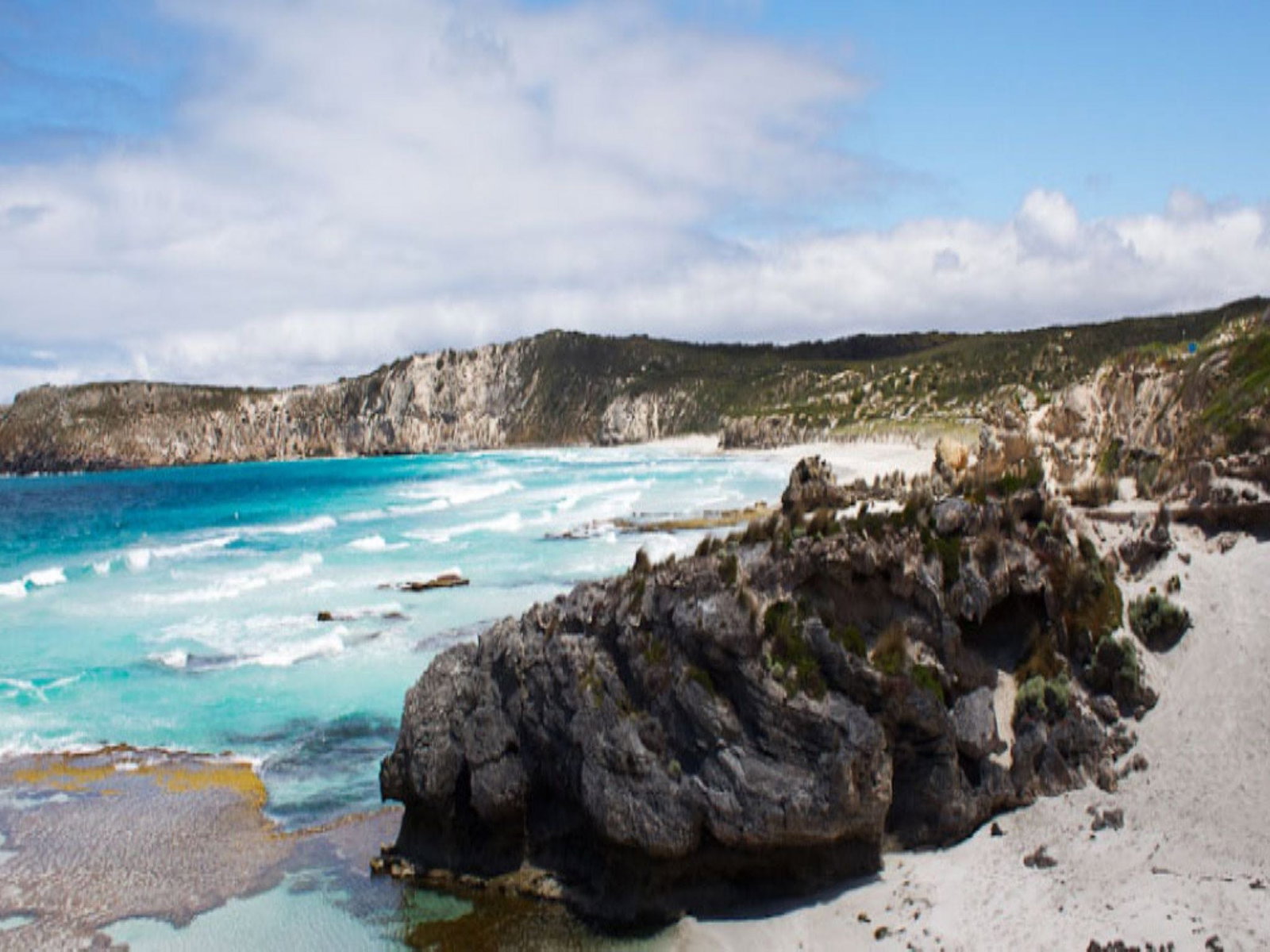 Middle River SA Whitsundays Accommodation