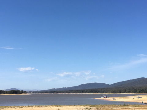 Lake Nillahcootie - Whitsundays Accommodation 2