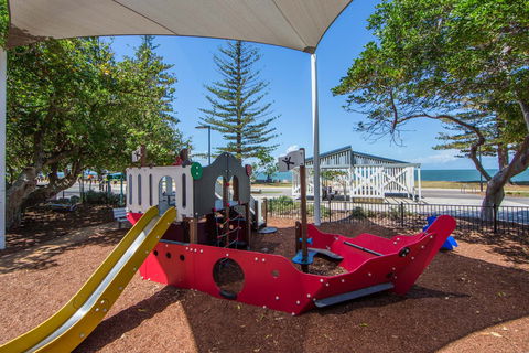 Scarborough Beach Park - Whitsundays Accommodation 2