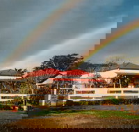 Stefani Hilltop Gallery - Whitsundays Accommodation