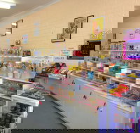 The Pier View Lolly Shop - Whitsundays Accommodation