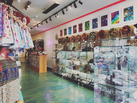 In.cube8r Gallery And Emporium - Whitsundays Accommodation 0