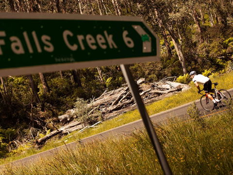 7 Peaks Ride - Falls Creek - Whitsundays Accommodation 0