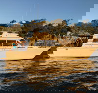 Cruising the  Swan River in at Sunset with Boutique Cruise - Whitsundays Accommodation