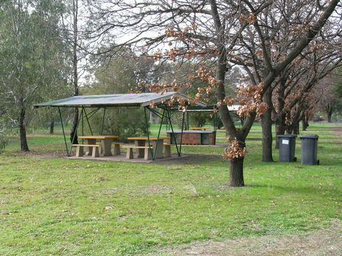Gogeldrie Weir - Whitsundays Accommodation 0