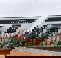 John Murray Art Gallery - Whitsundays Accommodation