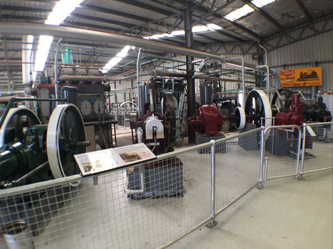 Melbourne Steam Traction Engine Club - Whitsundays Accommodation 1