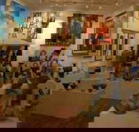 Articles Fine Art Gallery