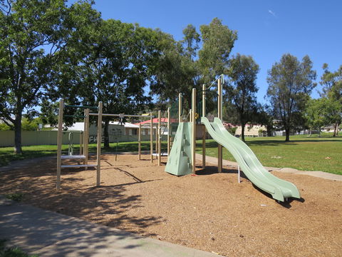 Athol Gallen Park - Whitsundays Accommodation 0