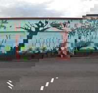 Jambama Art Gallery - Whitsundays Accommodation