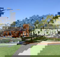 Mawson Park Campbelltown - Whitsundays Accommodation