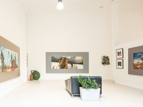 Phillips Gallery - Whitsundays Accommodation 1