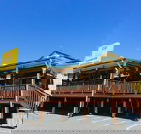 Plainland - Whitsundays Accommodation