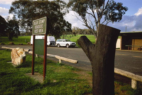 Black Stump Rest Area - Whitsundays Accommodation 0