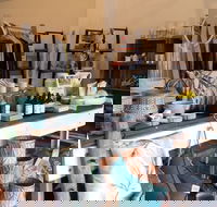 Hills  Coast - Whitsundays Accommodation