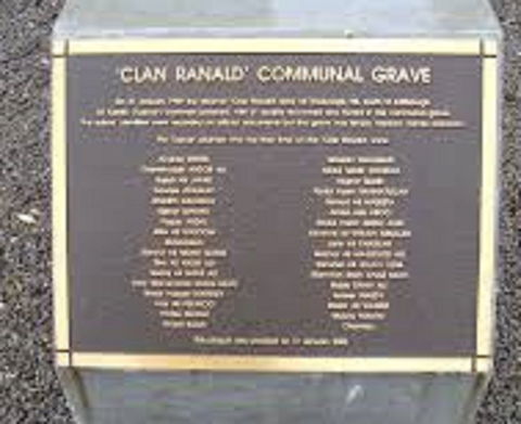 Historic Clan Ranald Shipwreck Graves - Whitsundays Accommodation 2