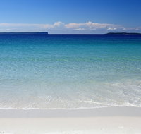 Hyams Beach - Whitsundays Accommodation