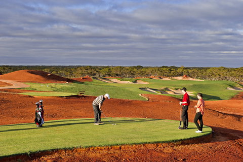 Kalgoorlie Golf Course - Whitsundays Accommodation 0