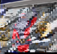 Mrs Claus and Santa - Whitsundays Accommodation