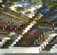 Macquarie Arms Hotel - Whitsundays Accommodation