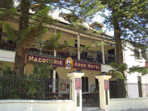 Macquarie Arms Hotel - Whitsundays Accommodation 0