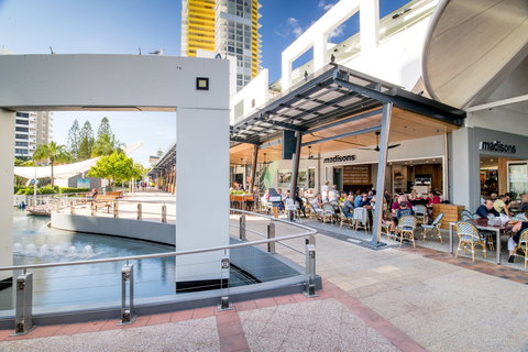 The Oasis - Whitsundays Accommodation 2