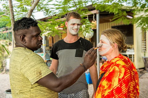 Crossing Country 5 Day Yolngu Homeland Tour - Whitsundays Accommodation 7