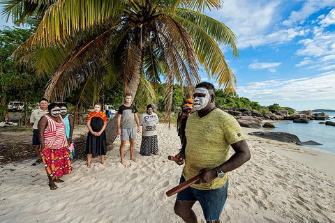 Crossing Country 5 Day Yolngu Homeland Tour - Whitsundays Accommodation 3